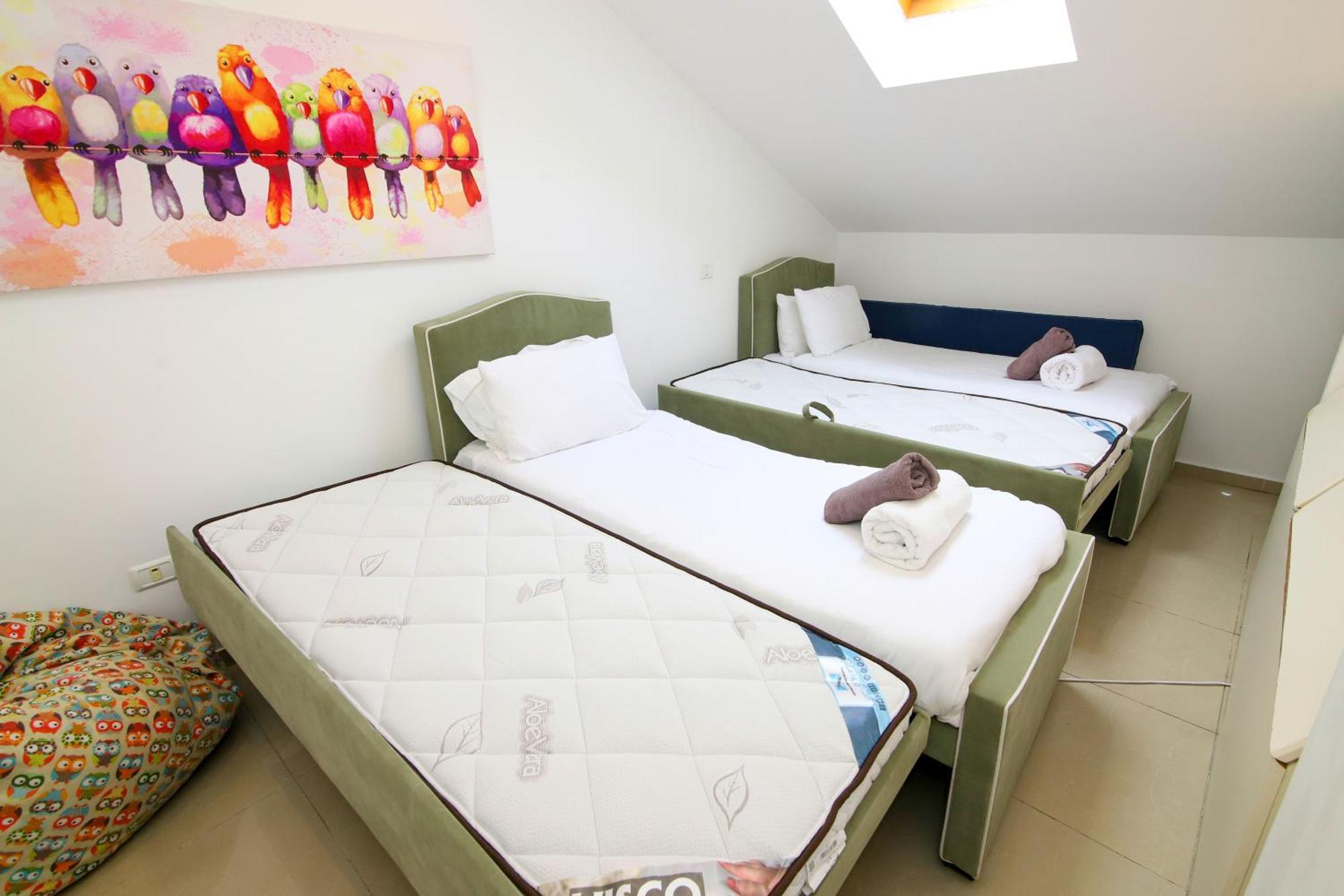 Saidoff, Amazing 4 Bedroom 3 Bath In City Center, Pool, Parking!!! 예루살렘 외부 사진