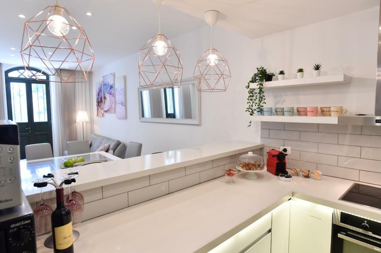 Saidoff, Amazing 4 Bedroom 3 Bath In City Center, Pool, Parking!!! 예루살렘 외부 사진